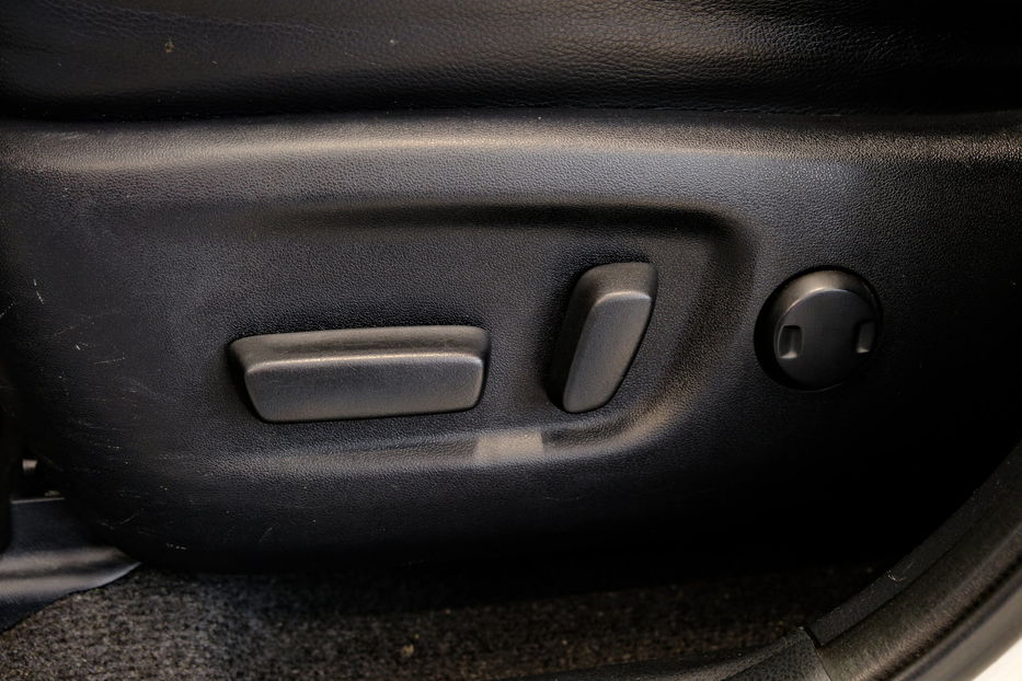 Продам Toyota Rav 4 2017 года в Одессе