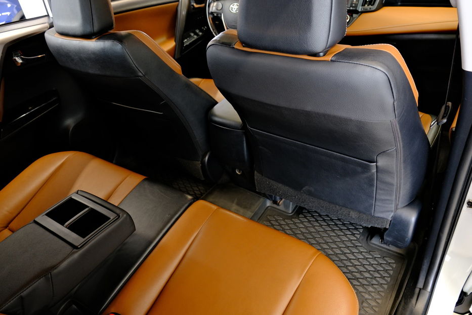 Продам Toyota Rav 4 2017 года в Одессе