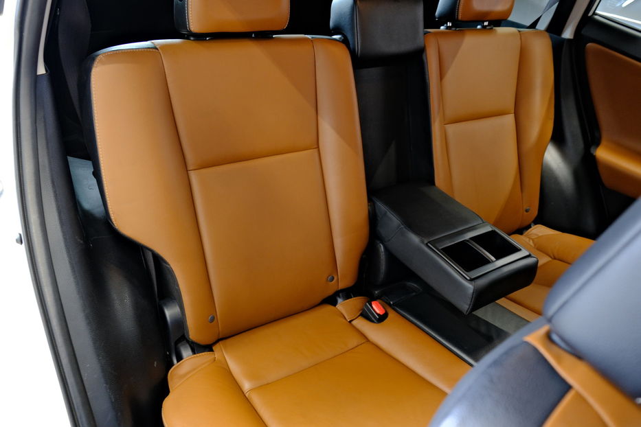 Продам Toyota Rav 4 2017 года в Одессе