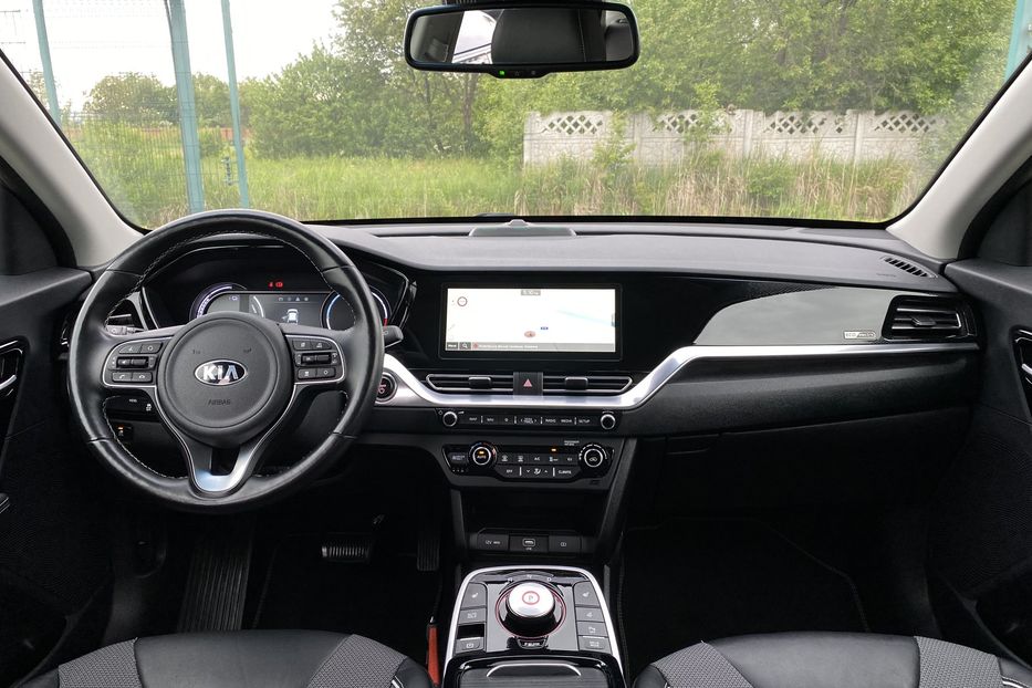 Продам Kia Niro 64кВт ТепловийПдгрвкермасидінь 2020 года в Львове