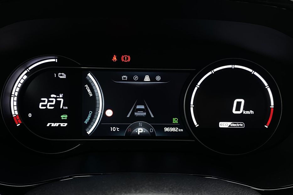 Продам Kia Niro 64кВт ТепловийПдгрвкермасидінь 2020 года в Львове