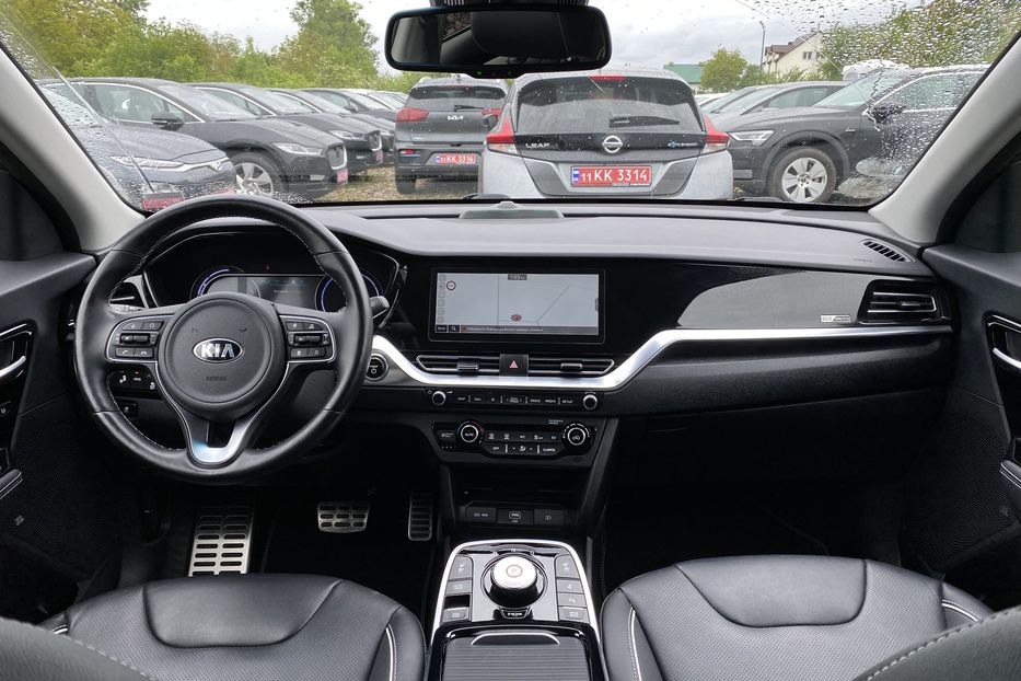 Продам Kia Niro 64 kWh Макс. комплектація 2021 года в Львове