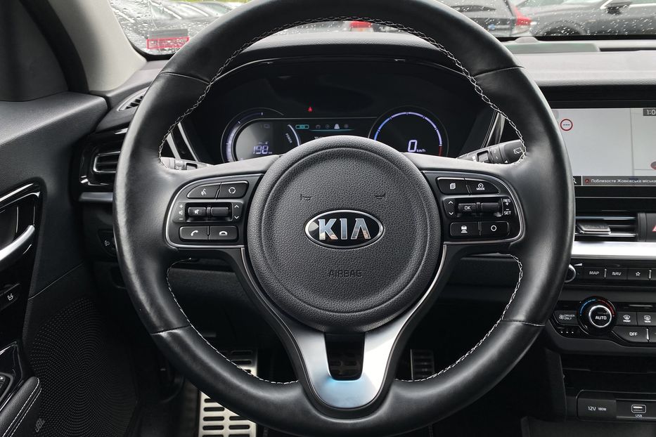 Продам Kia Niro 64 kWh Макс. комплектація 2021 года в Львове