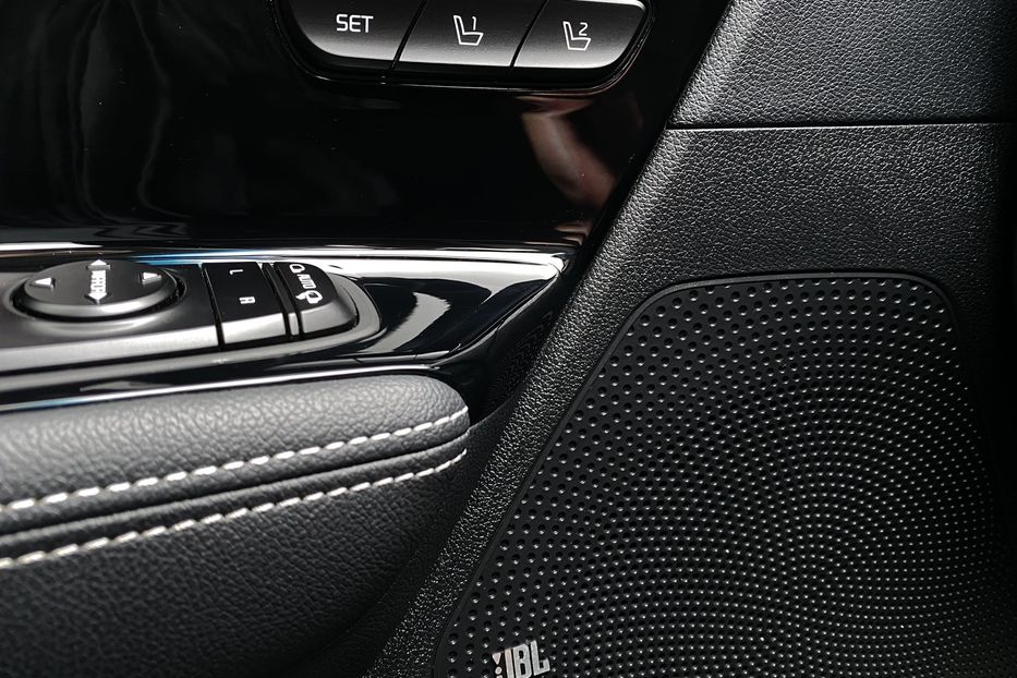 Продам Kia Niro 64 kWh Макс. комплектація 2021 года в Львове