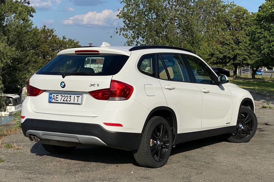 Продам BMW X1 2014 года в Днепре