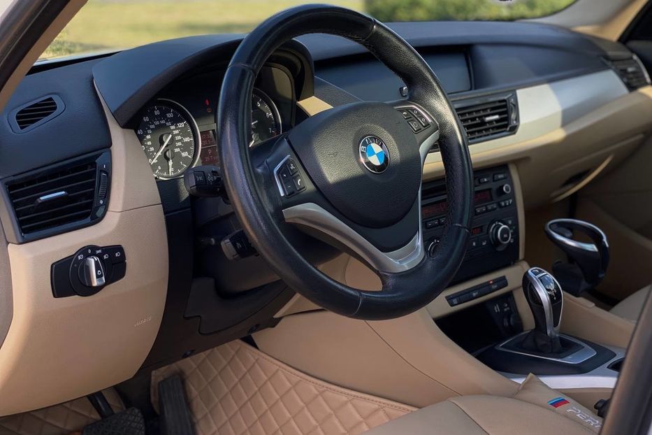 Продам BMW X1 2014 года в Днепре