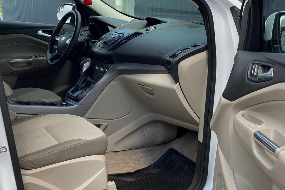 Продам Ford Escape 2014 года в Днепре
