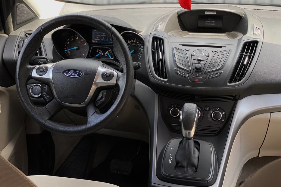 Продам Ford Escape 2014 года в Днепре