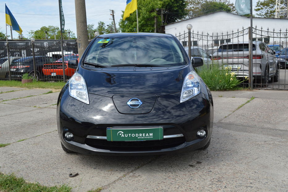 Продам Nissan Leaf 2012 года в Одессе