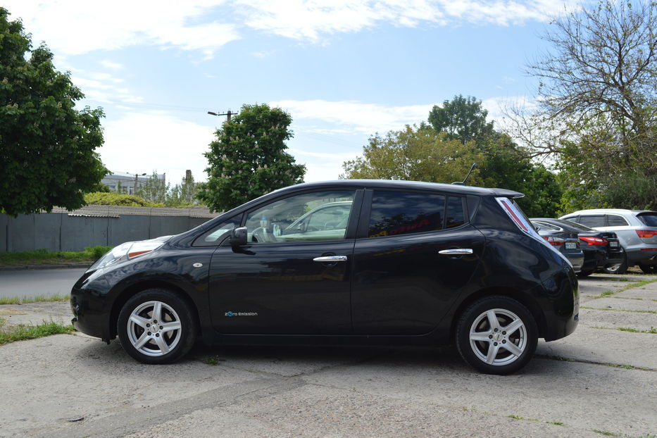 Продам Nissan Leaf 2012 года в Одессе