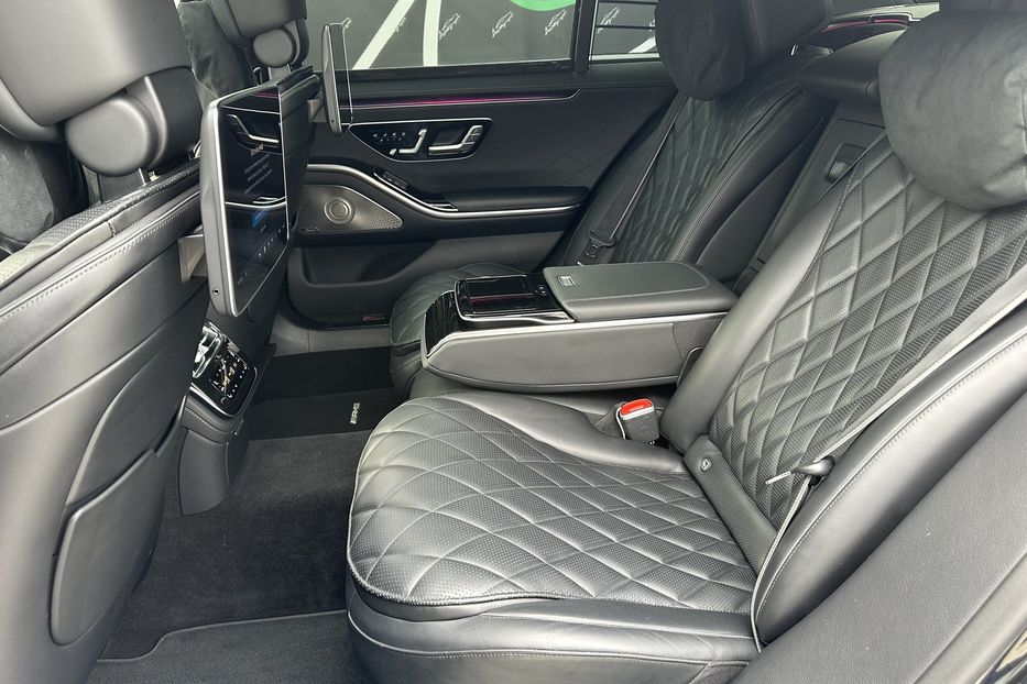 Продам Mercedes-Benz S-Class 400d 4matic AMG 2023 года в Киеве