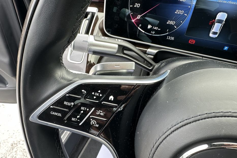 Продам Mercedes-Benz S-Class 400d 4matic AMG 2023 года в Киеве