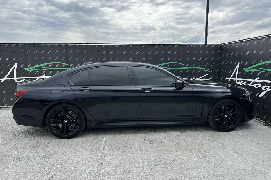 Продам BMW 760 Xdrive 2021 года в Киеве