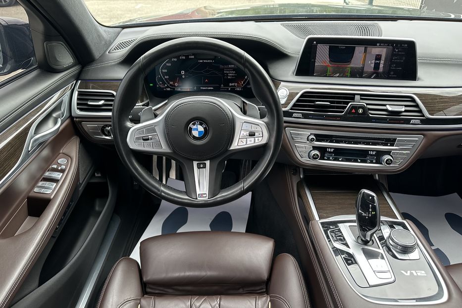 Продам BMW 760 Xdrive 2021 года в Киеве