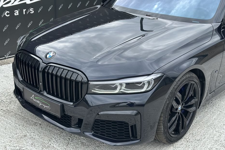 Продам BMW 760 Xdrive 2021 года в Киеве