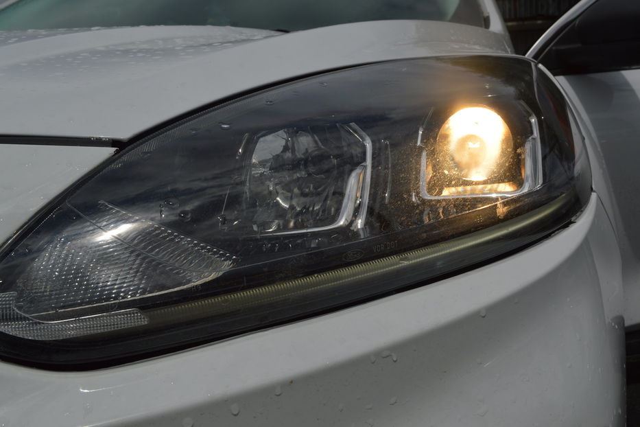 Продам Ford Escape Hybrid PLUG-IN 2022 года в Одессе