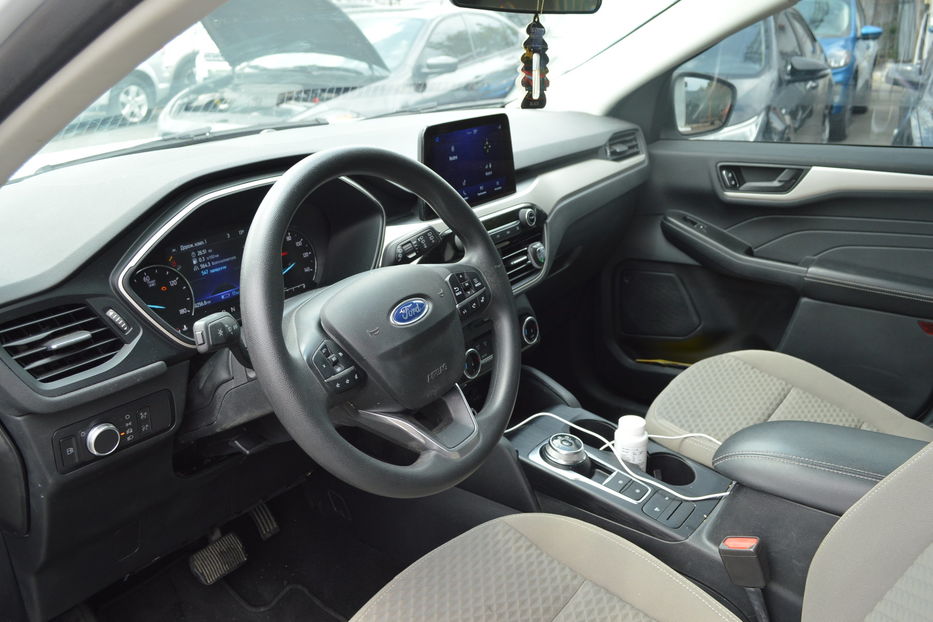 Продам Ford Escape Hybrid PLUG-IN 2022 года в Одессе