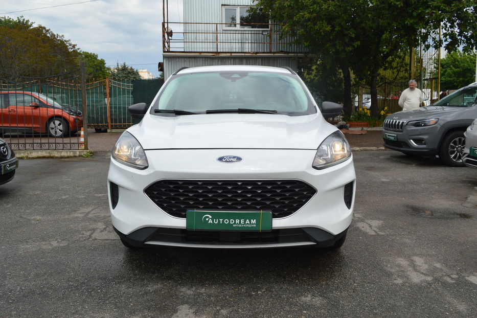 Продам Ford Escape Hybrid PLUG-IN 2022 года в Одессе