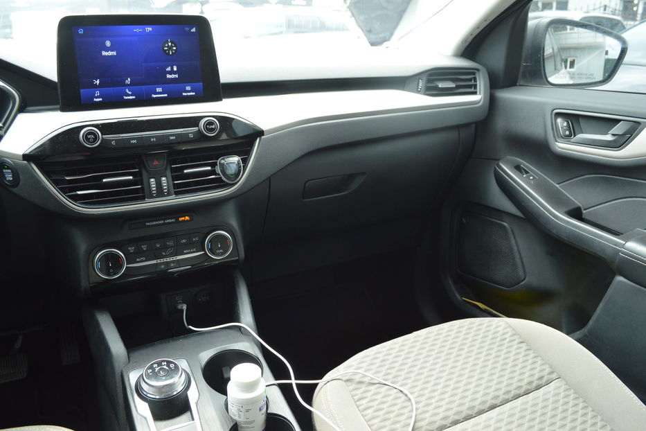 Продам Ford Escape Hybrid PLUG-IN 2022 года в Одессе