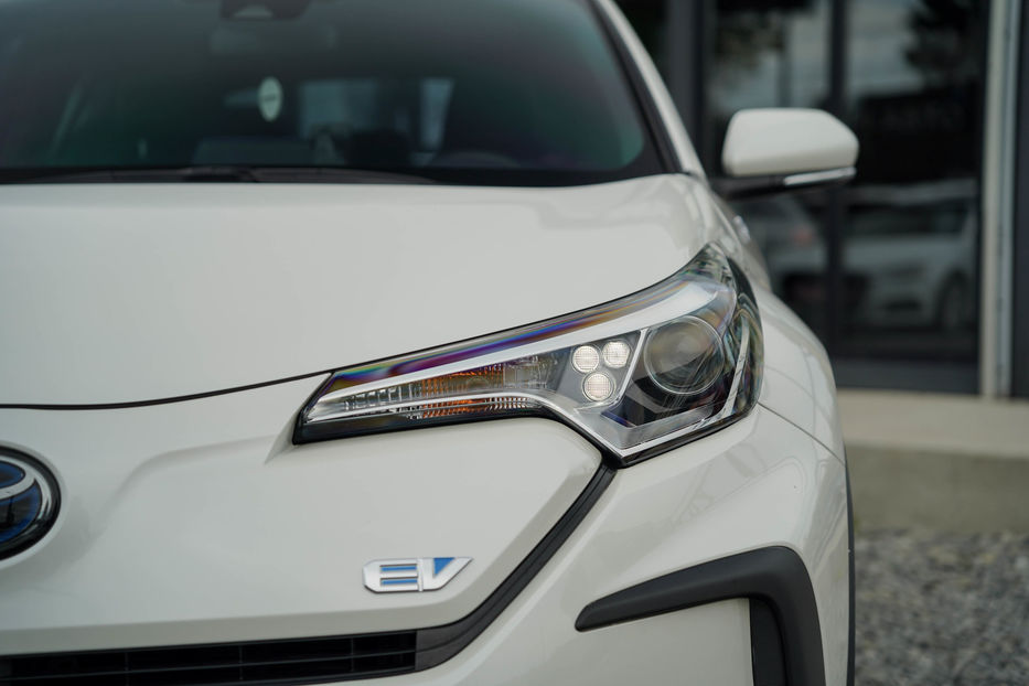 Продам Toyota C-HR (Izoa) 2021 года в Черновцах