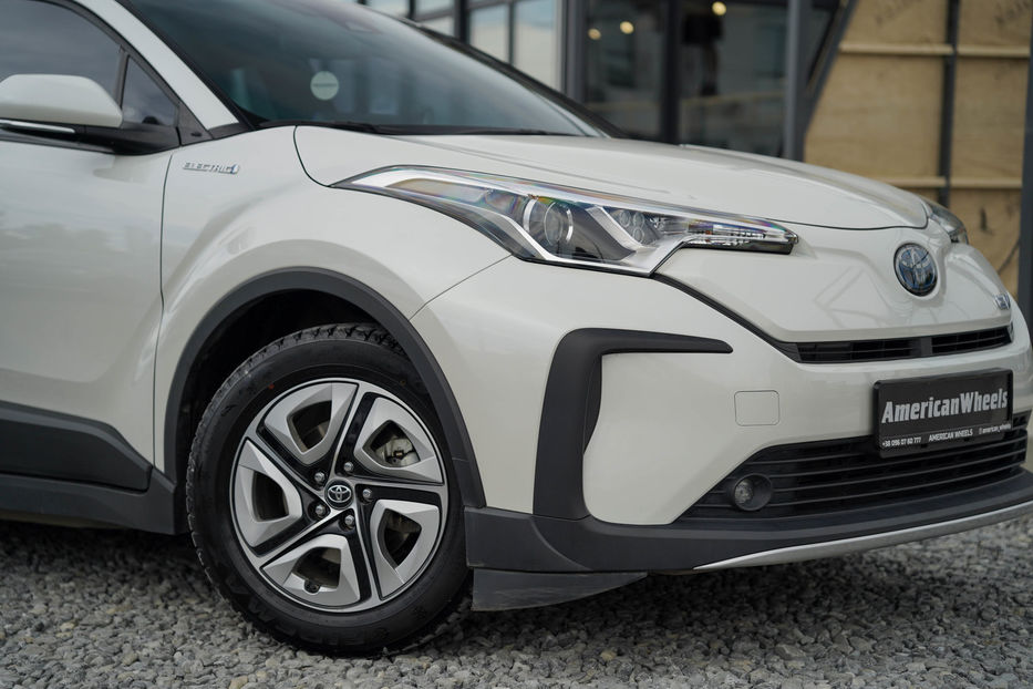 Продам Toyota C-HR (Izoa) 2021 года в Черновцах