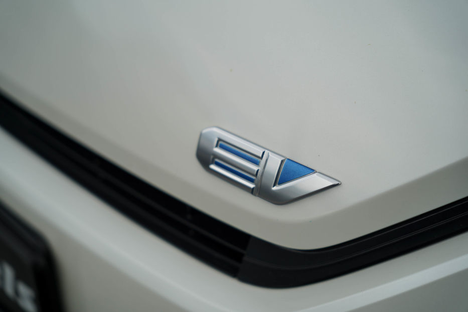 Продам Toyota C-HR (Izoa) 2021 года в Черновцах