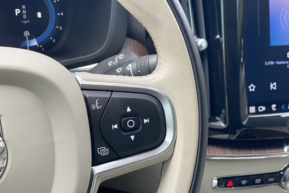 Продам Volvo XC60 2021 года в Луцке