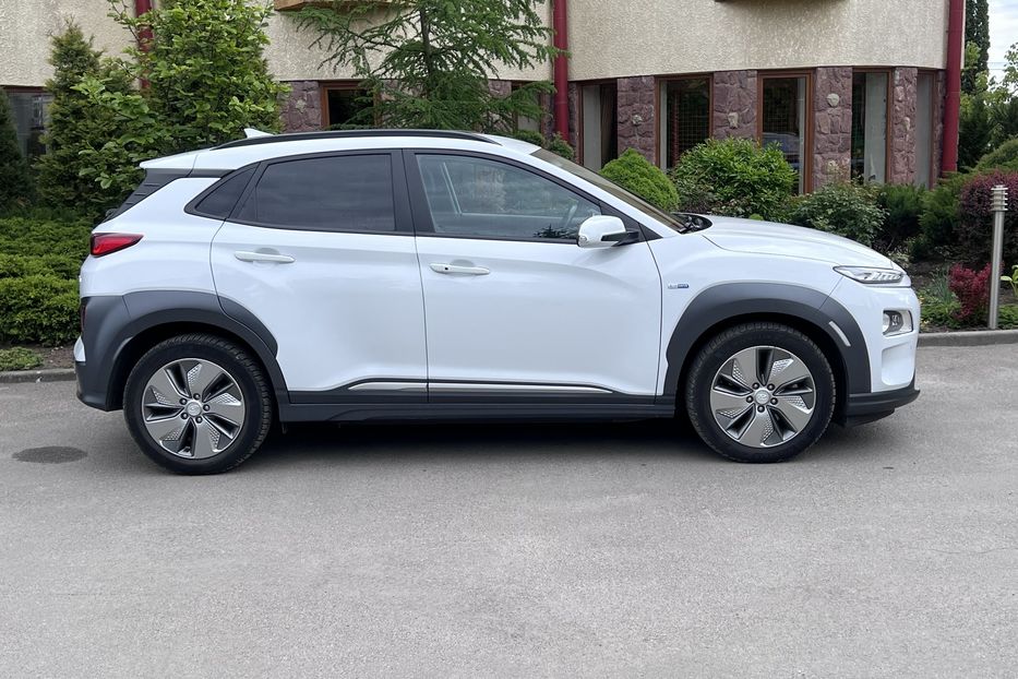Продам Hyundai Kona Ecectric 64kW Premium 2020 года в Тернополе