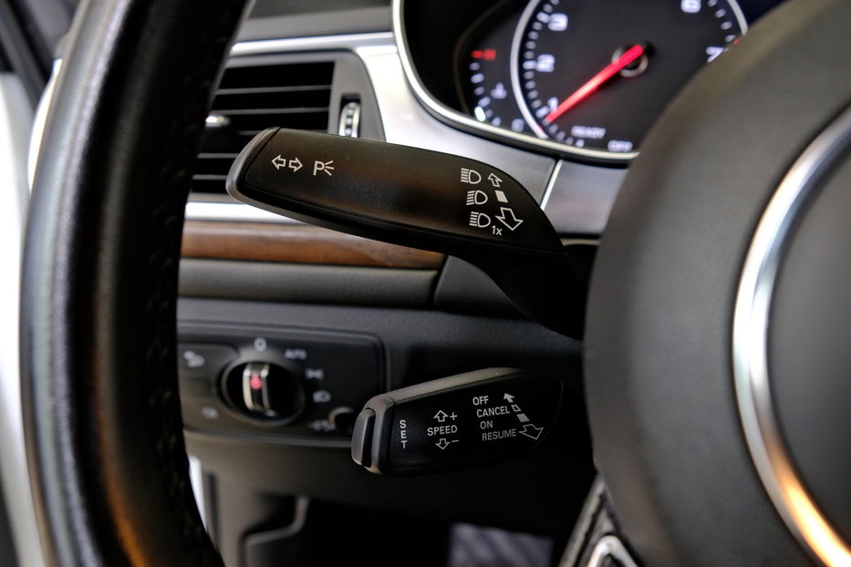 Продам Audi A6 2016 года в Одессе