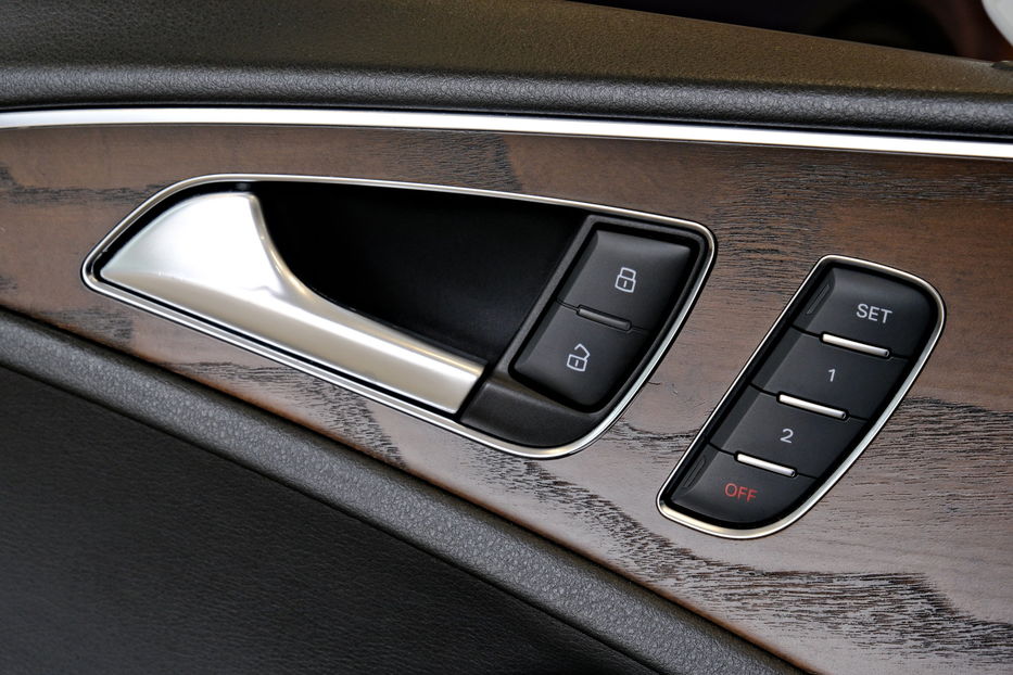 Продам Audi A6 2016 года в Одессе