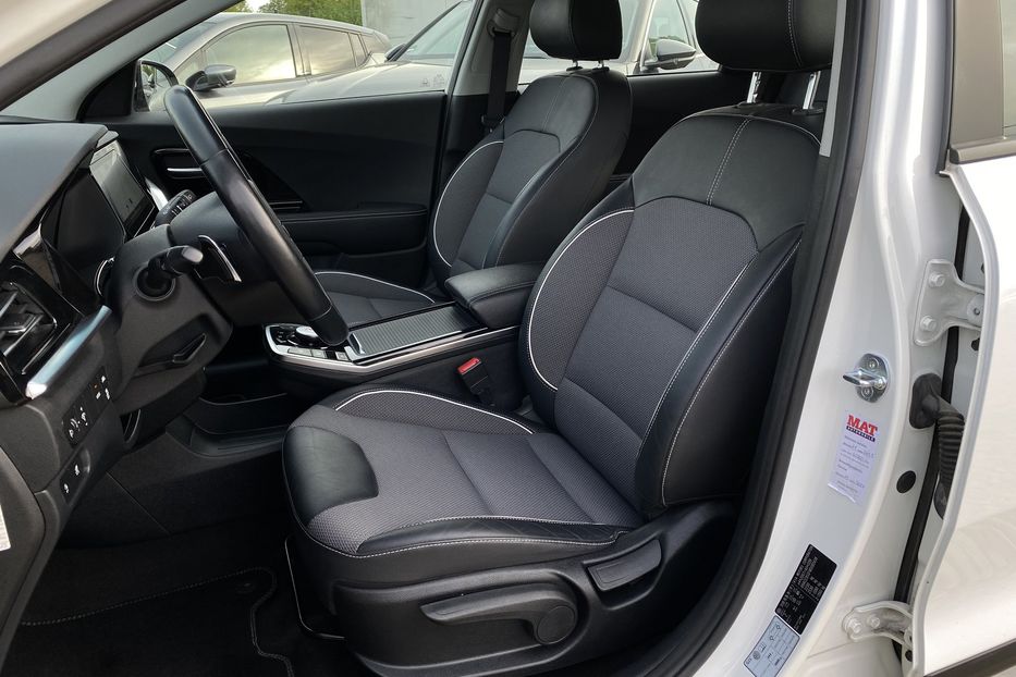 Продам Kia Niro 64кВтТепловийПдгрівсиідньКерма 2021 года в Львове