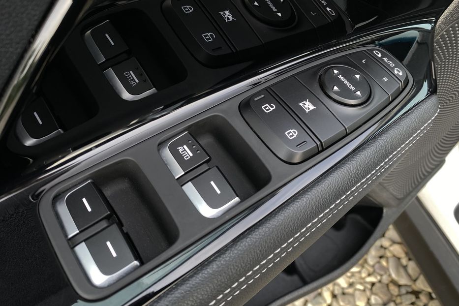Продам Kia Niro 64кВтТепловийПдгрівсиідньКерма 2021 года в Львове
