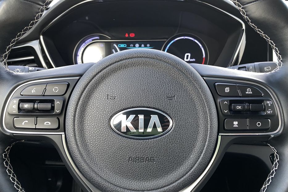 Продам Kia Niro 64кВтТепловийПдгрівсиідньКерма 2021 года в Львове