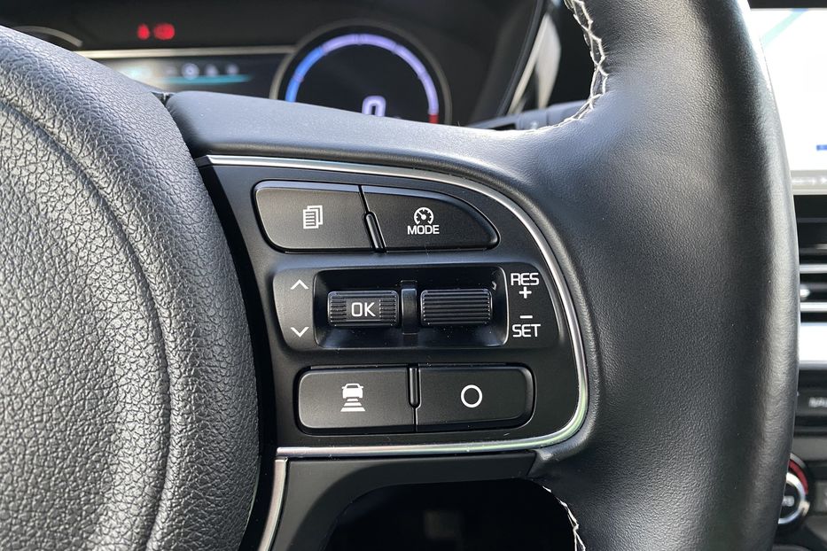 Продам Kia Niro 64кВтТепловийПдгрівсиідньКерма 2021 года в Львове