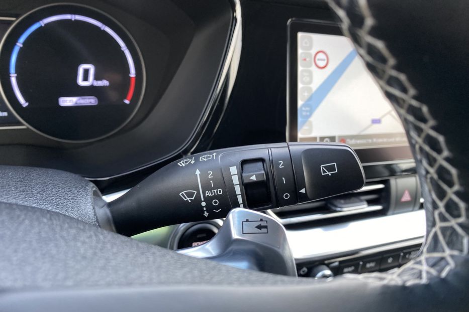Продам Kia Niro 64кВтТепловийПдгрівсиідньКерма 2021 года в Львове