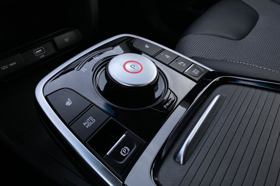 Продам Kia Niro 64кВтТепловийПдгрівсиідньКерма 2021 года в Львове