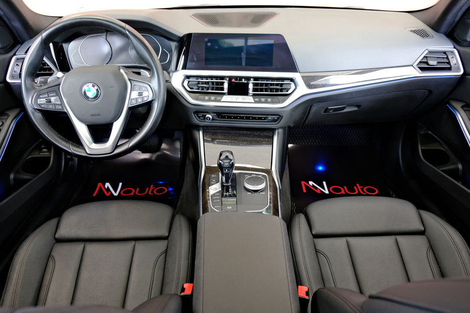 Продам BMW 330 G20 2021 года в Одессе