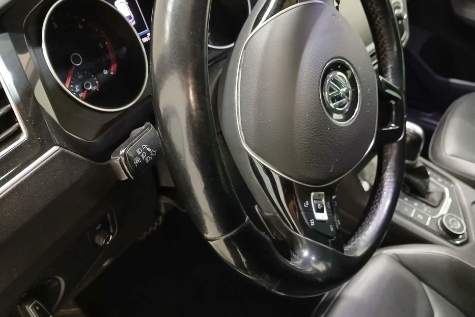 Продам Volkswagen Tiguan HL РІДНА ФАРБА 190 4x4  v1092 2017 года в Луцке