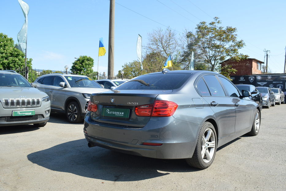 Продам BMW 320 X-Drive 2014 года в Одессе