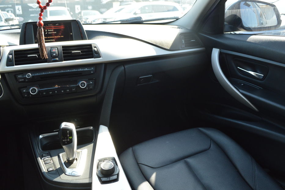 Продам BMW 320 X-Drive 2014 года в Одессе