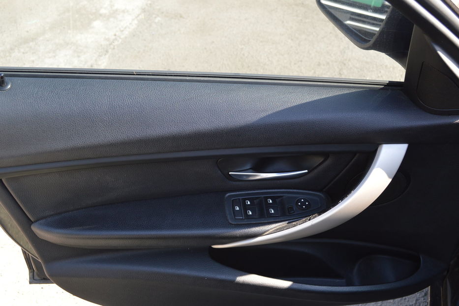 Продам BMW 320 X-Drive 2014 года в Одессе
