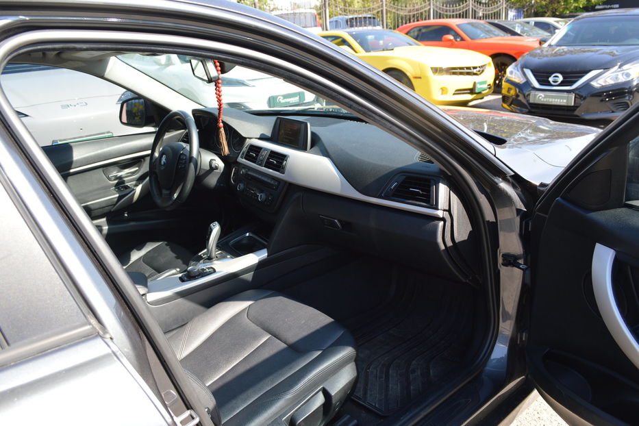 Продам BMW 320 X-Drive 2014 года в Одессе
