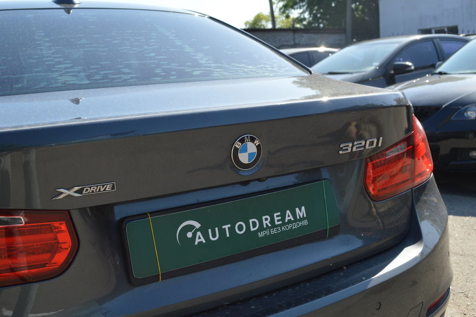 Продам BMW 320 X-Drive 2014 года в Одессе