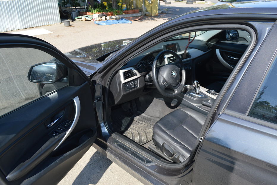 Продам BMW 320 X-Drive 2014 года в Одессе