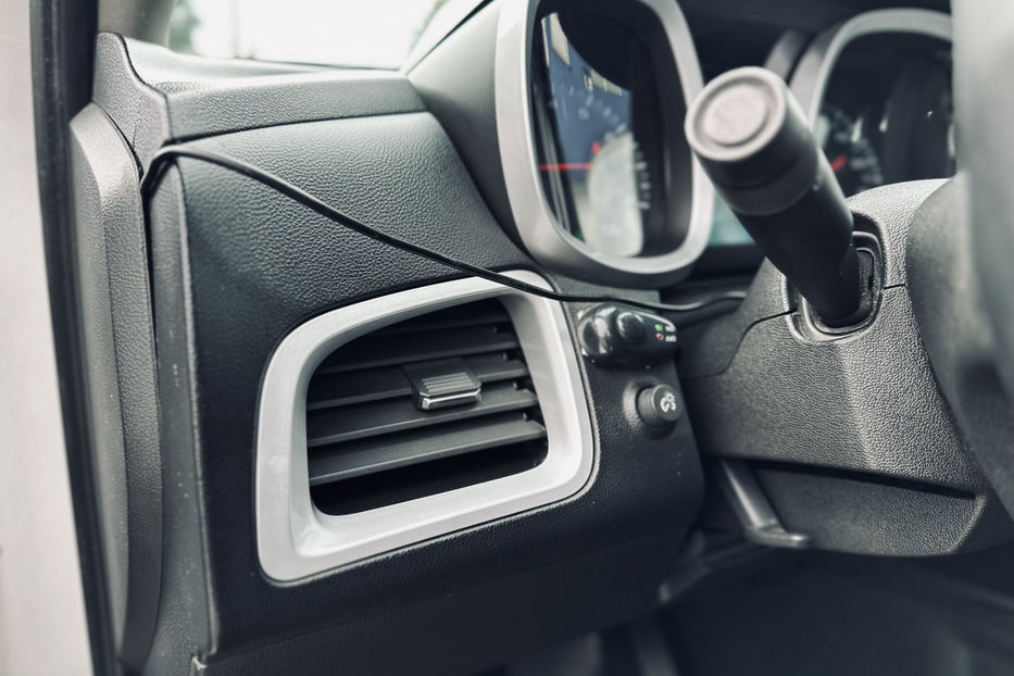 Продам Chevrolet Equinox 2011 года в Киеве