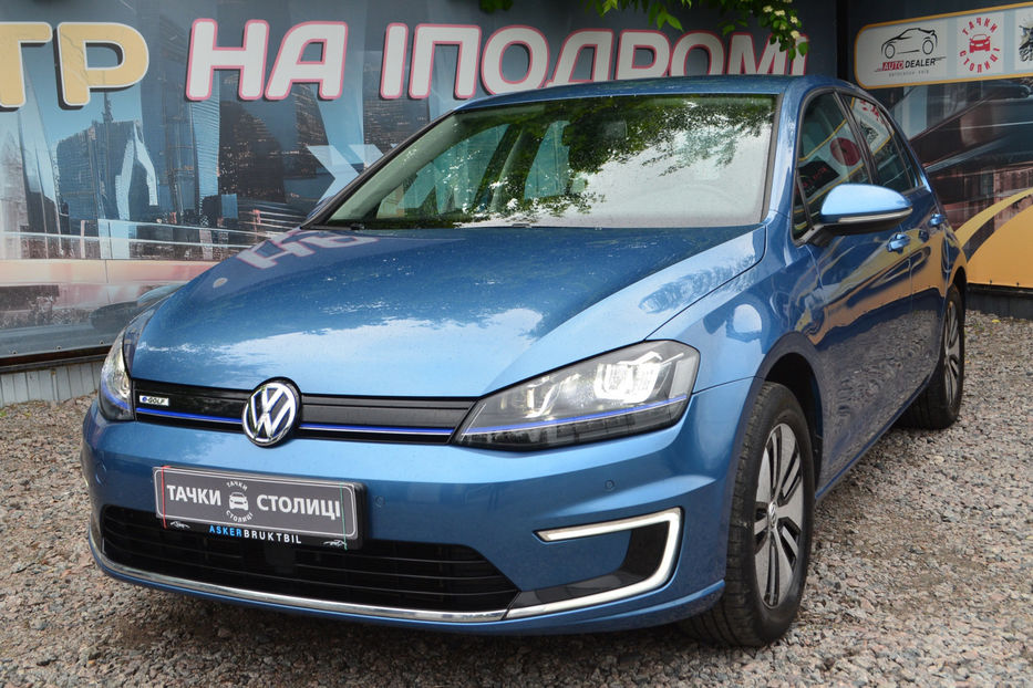 Продам Volkswagen e-Golf 2015 года в Киеве