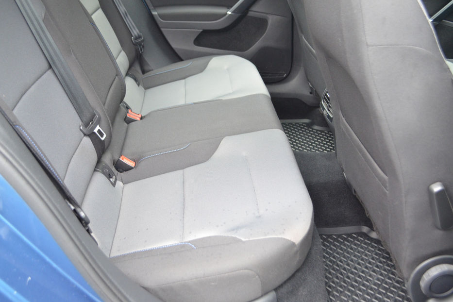 Продам Volkswagen e-Golf 2015 года в Киеве