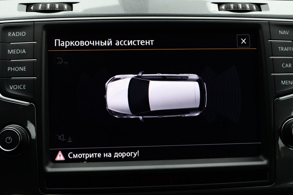 Продам Volkswagen e-Golf 2015 года в Киеве