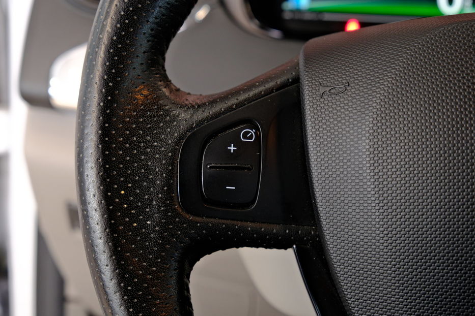 Продам Renault Zoe 2015 года в Одессе