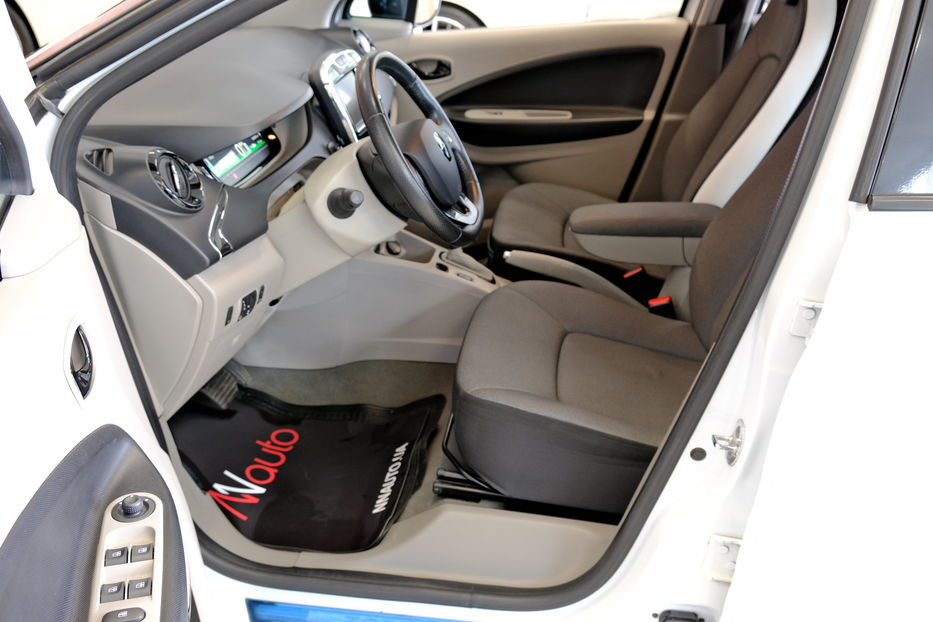 Продам Renault Zoe 2015 года в Одессе